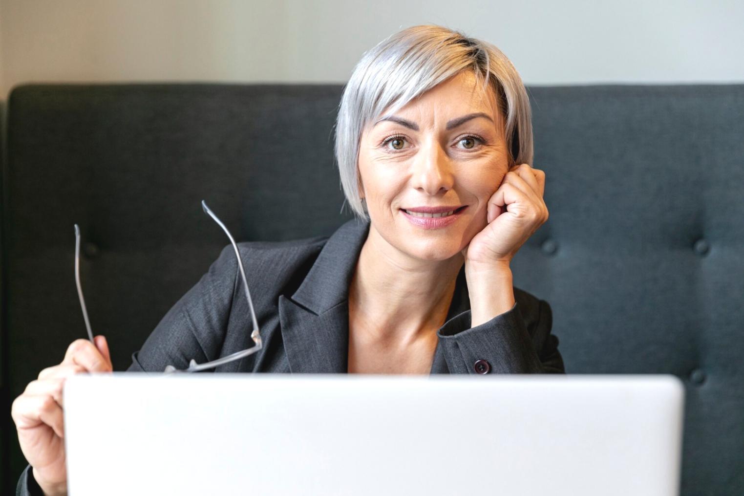 Environnement d'apprentissage moderne avec outils d'analyse financière